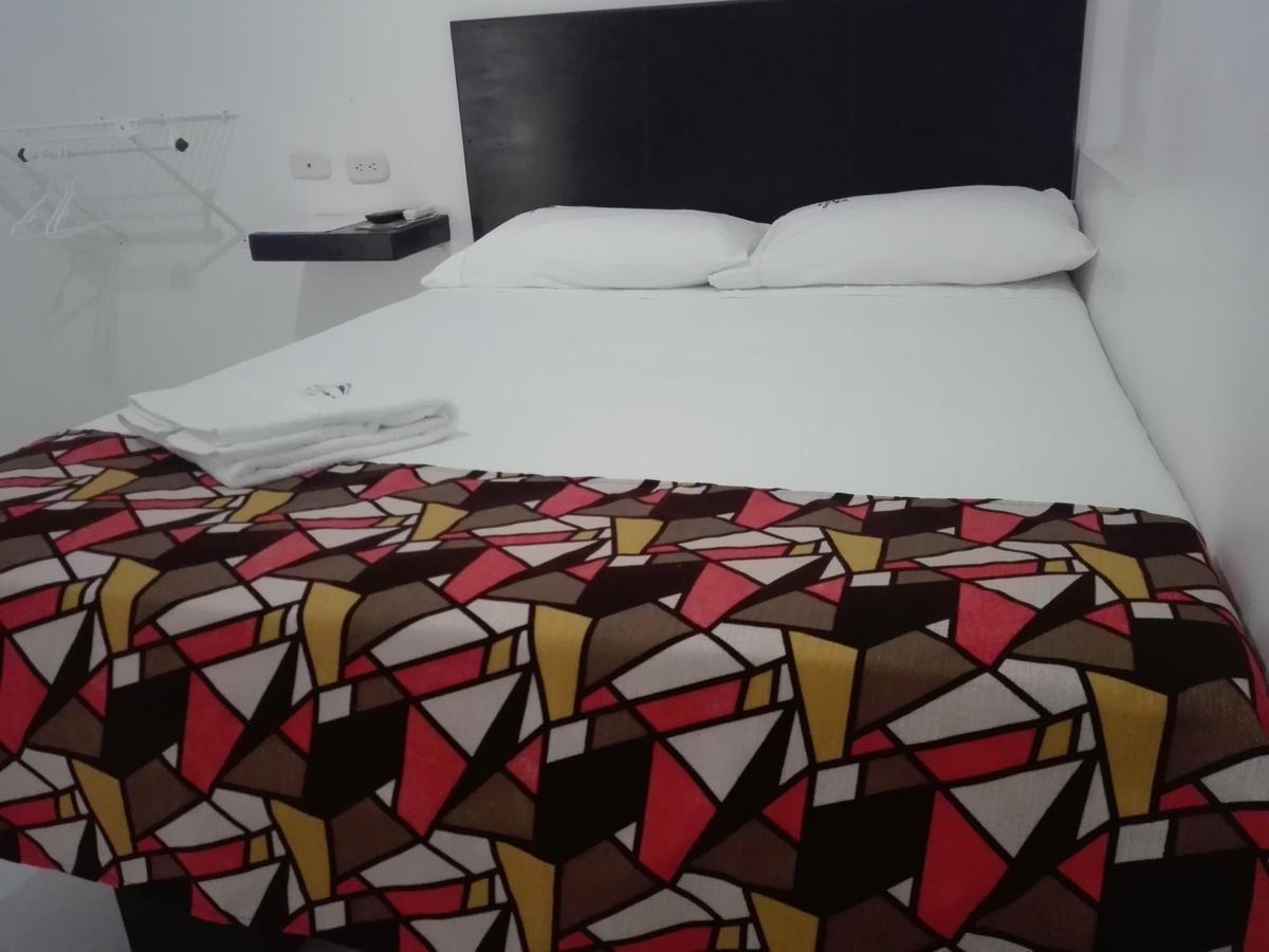 Rio Hotel Montería エクステリア 写真