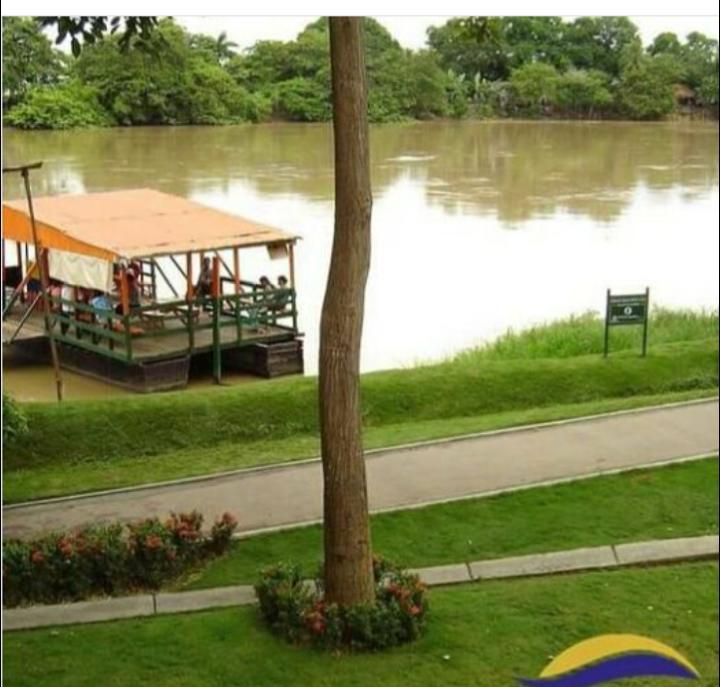 Rio Hotel Montería エクステリア 写真
